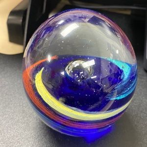 Glass paper weight